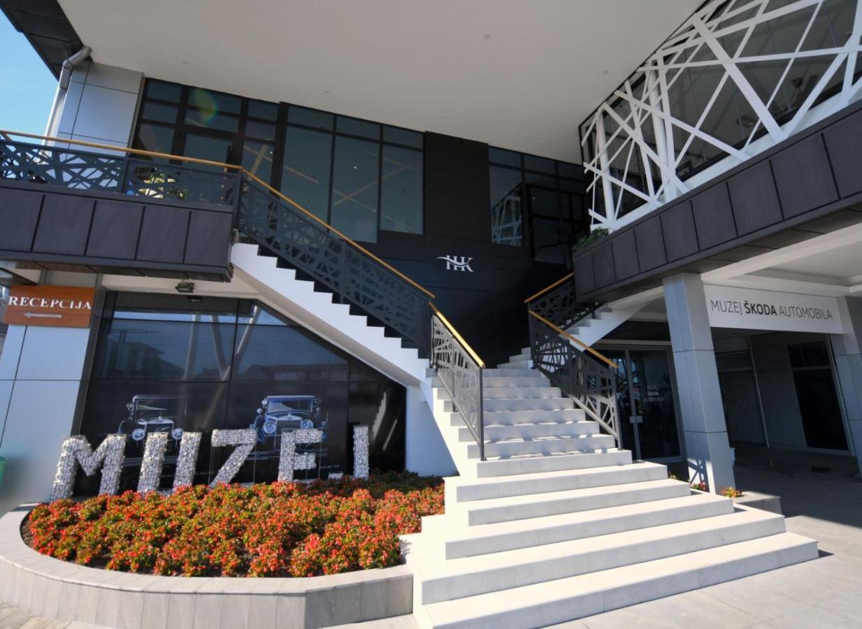 Hotel Kole ชาชาค ภายนอก รูปภาพ